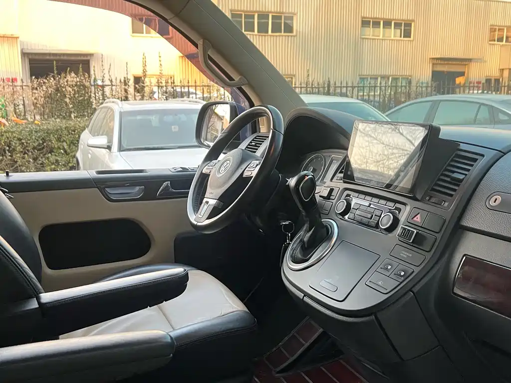 Multivan 2.0 TSI 4 WD 65 Anniversary Limited