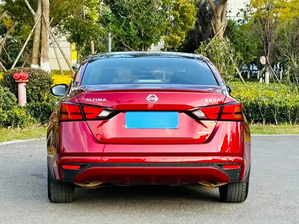 Teana 2.0 L XL Comfort