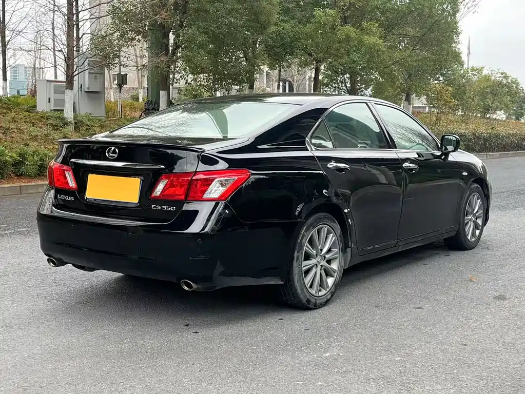 Lexus ES 350 Luxury