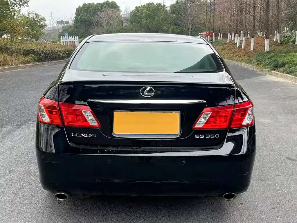 Lexus ES 350 Luxury