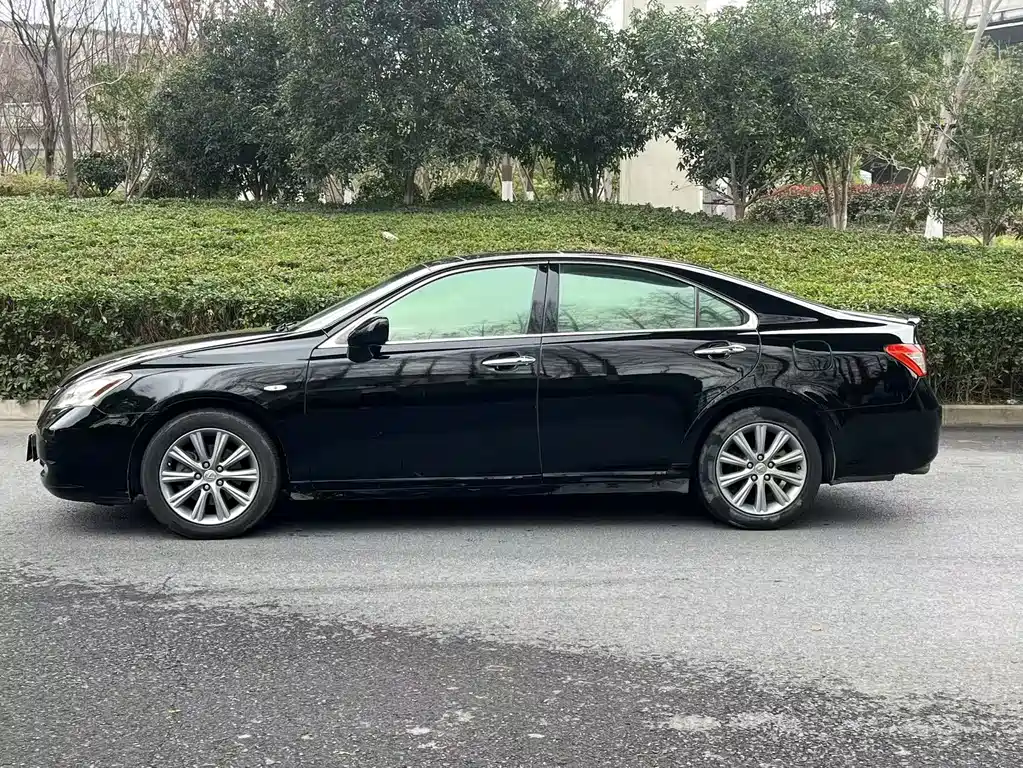 Lexus ES 350 Luxury