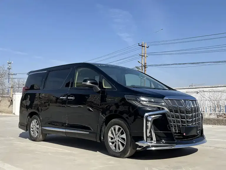 Toyota Alphard 3.5 L Distinguished