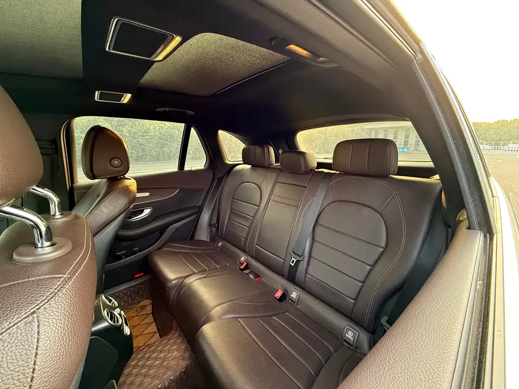 Mercedes-Benz GLC GLC 260 L 4 MATIC Luxury