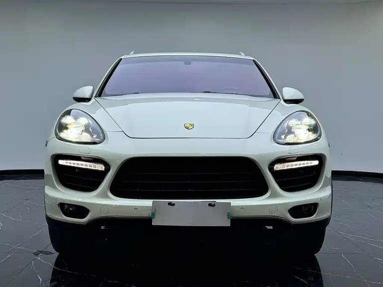 Porsche Cayenne Cayenne S 4.8 L