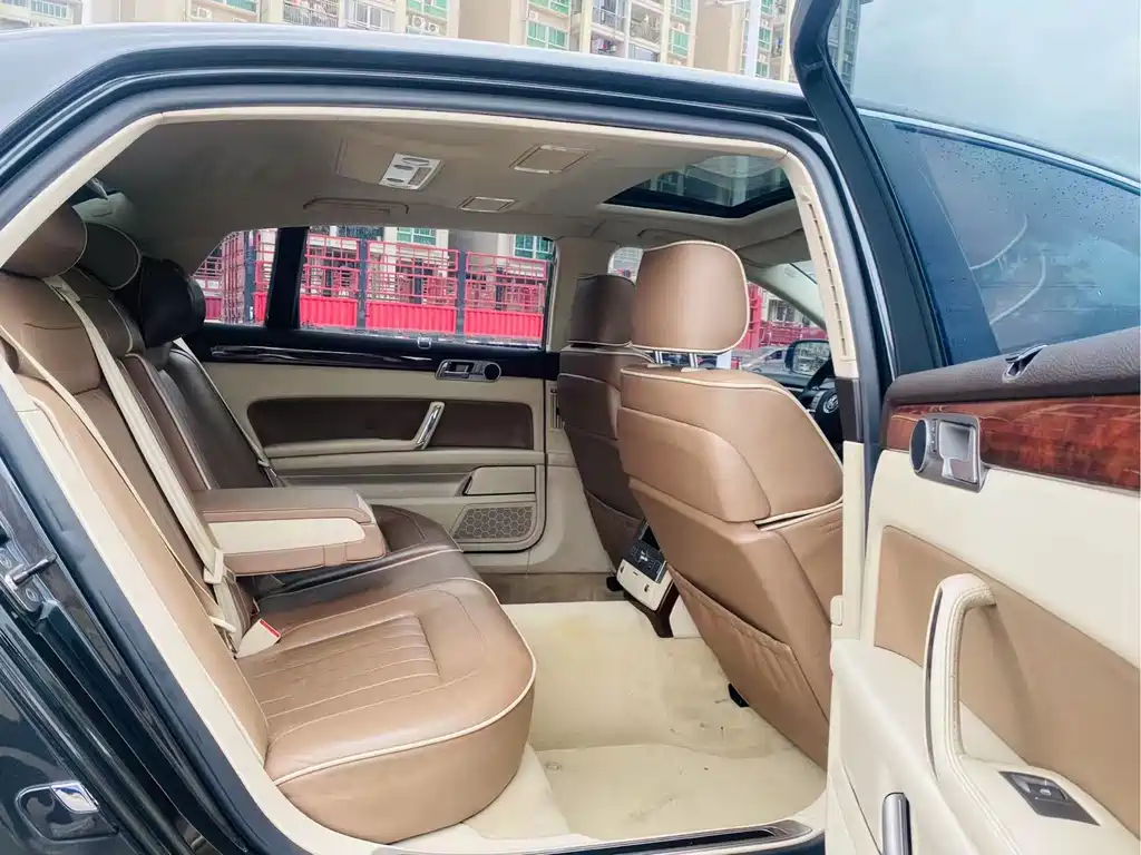 Phaeton 3.6 L V6 5-seat Extended Business