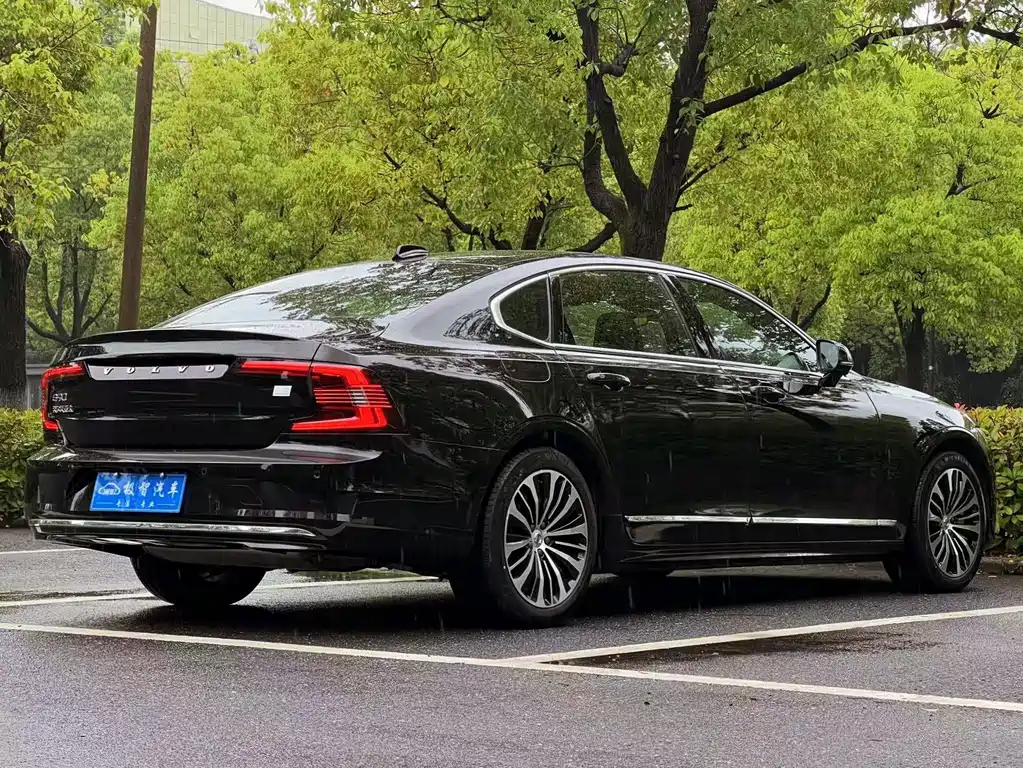 Volvo S90 PHEV PHEV Hybrid 4 WD Long Range Smart Ease Luxury