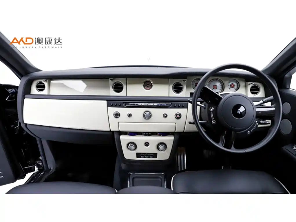 Phantom 6.7 L Extended EWB