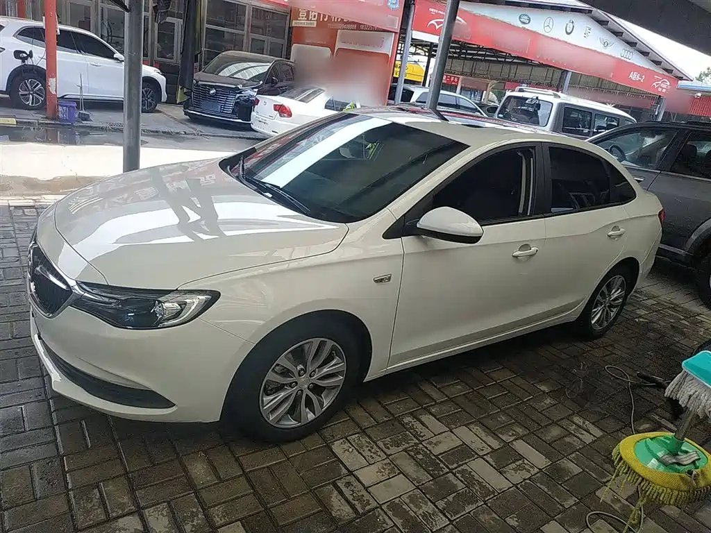 Excelle GT Facelift 1.3 T Auto Light Hybrid Elite