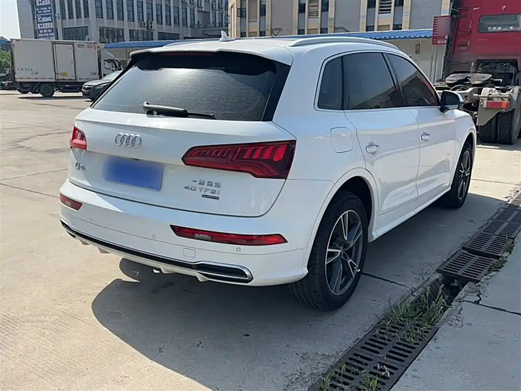 Audi Q5 L 40 TFSI Honor Enjoyment Fashion