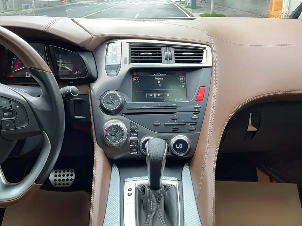 DS 5 DS 5 2015款 1.8 T 尊享版THP200