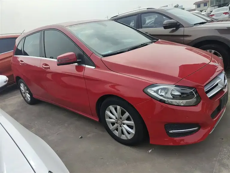 Mercedes-Benz B-Class B 180