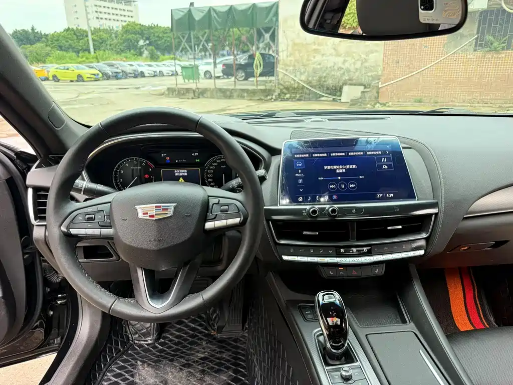 Cadillac CT5 28 T Luxury