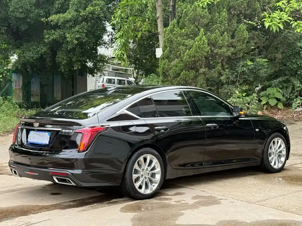 Cadillac CT5 28 T Luxury