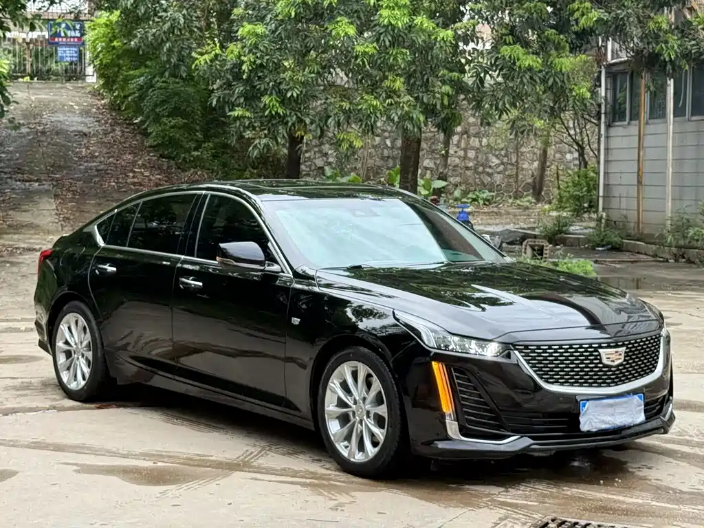 Cadillac CT5 28 T Luxury