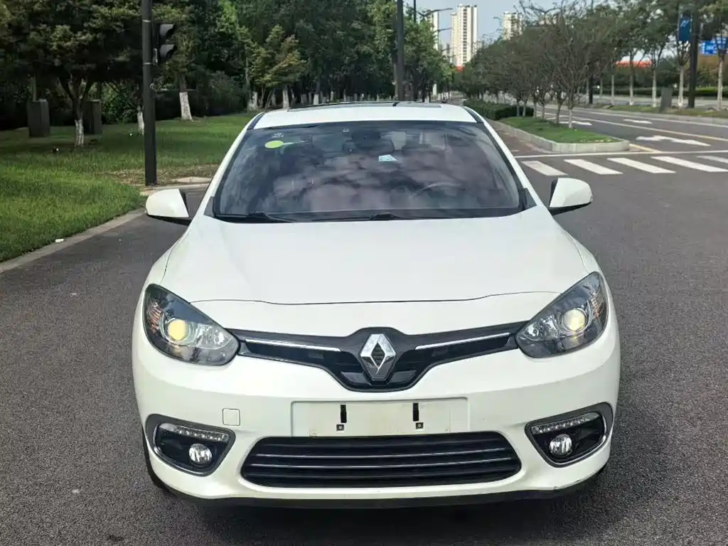 Fluence 风朗 2015款 2.0 L 时尚版