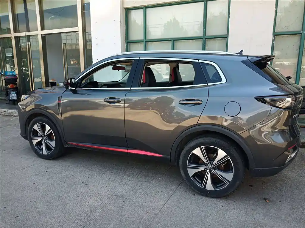Changan CS55 PLUS 2 nd Gen 1.5 T DCT Luxury