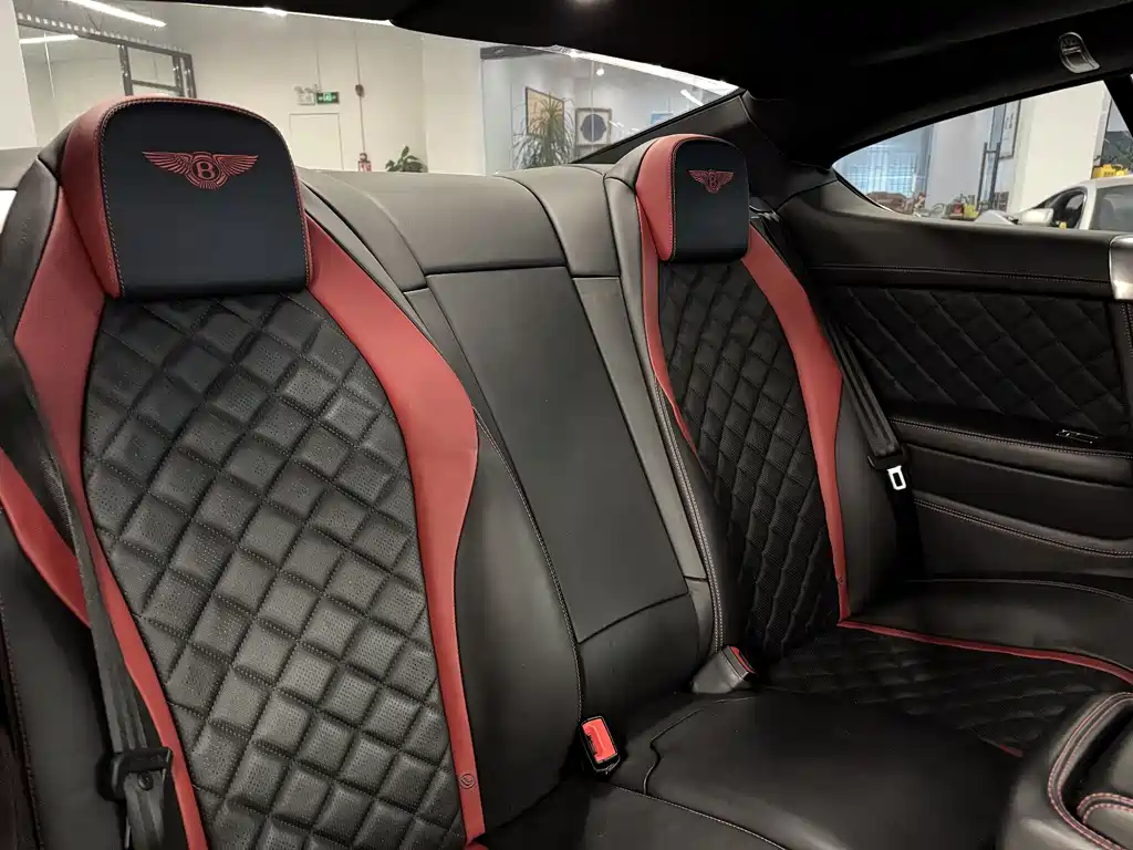 Continental GT 4.0 T GT V8 Standard