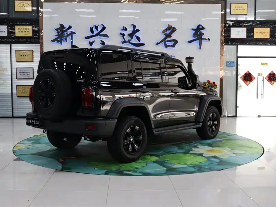 Tank 300 Offroad 2.0 T Conqueror