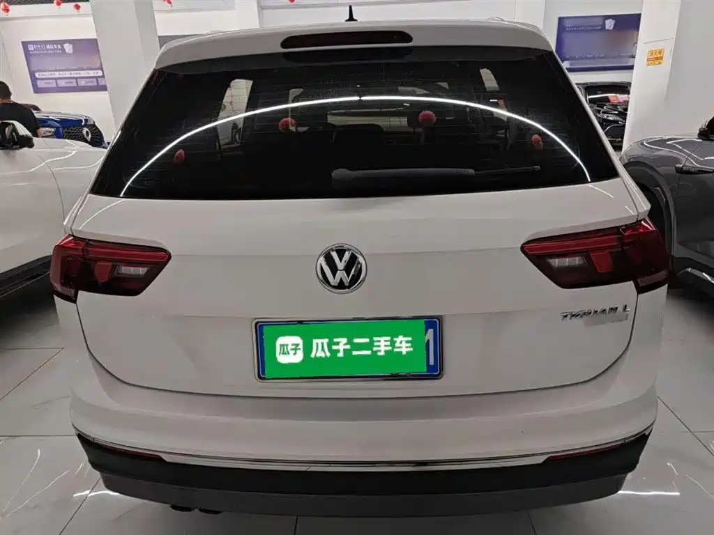 Tiguan L Facelift 330 TSI Auto 2 WD Panoramic Comfort CN-VI