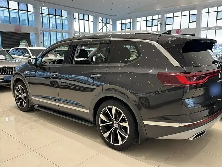 Volkswagen Talagon 530 TSI 4 WD Flagship Victory Realm Pro