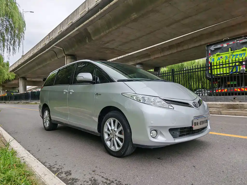 Previa 3.5 L 7 -seat Luxury