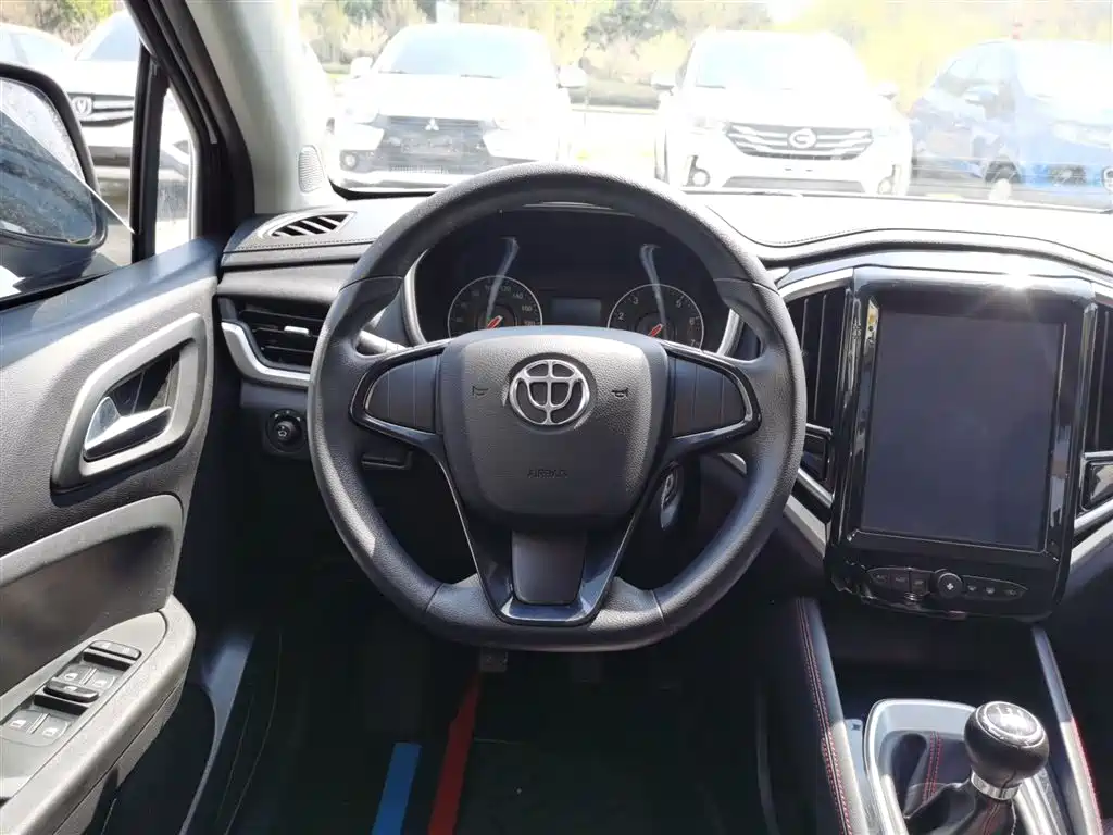 Brilliance V3 1.5 L Manual Comfort