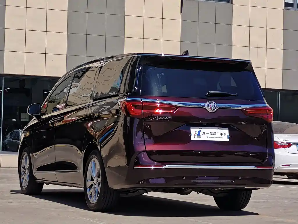 Buick GL8 Avenir Avenir 7-seat Gift