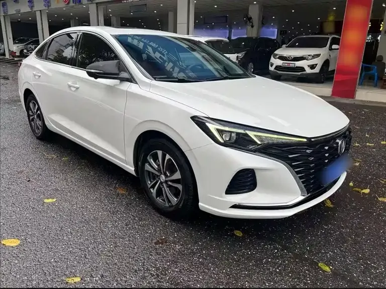 Changan Eado PLUS Blue Whale NE 1.4 T GDI DCT Distinguished