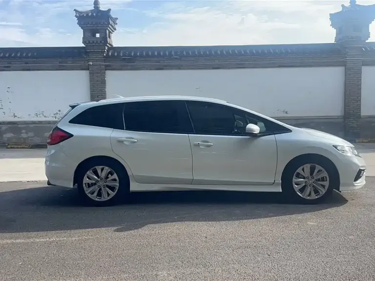 Honda Jade 1.8 L Auto Comfort 5-seat