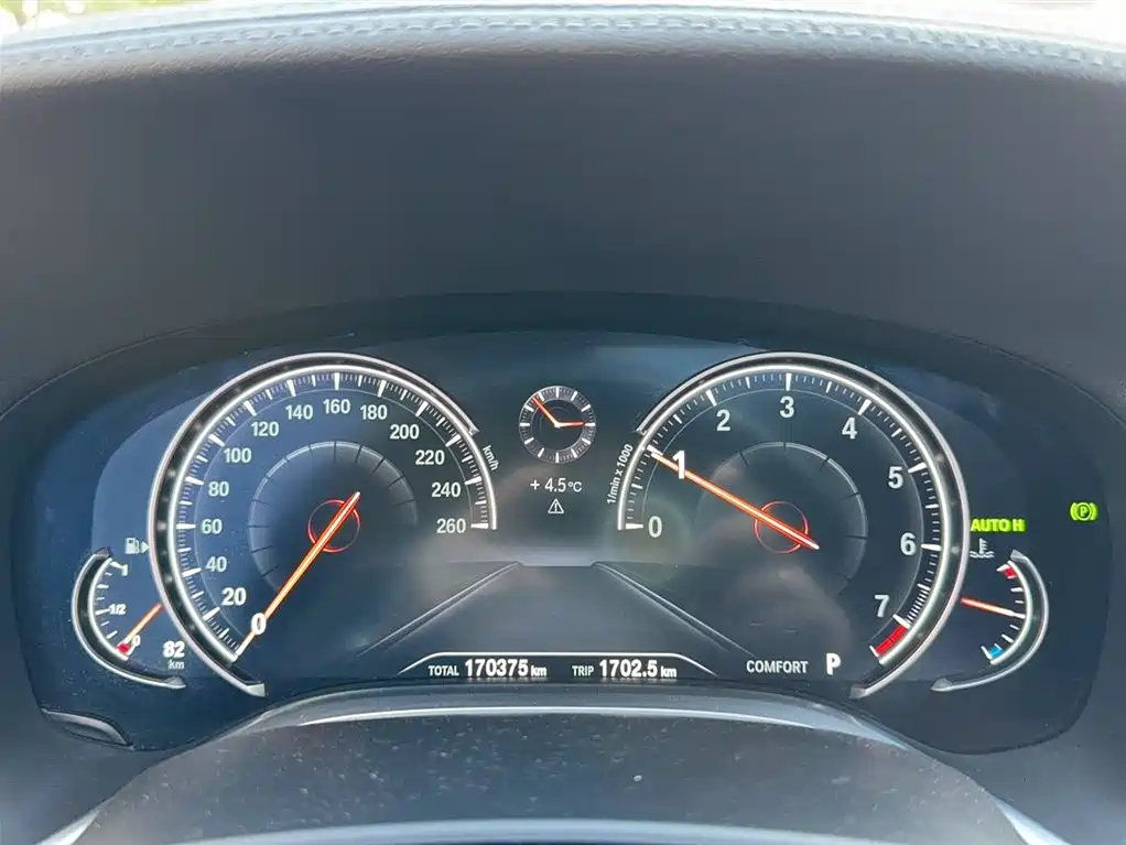 BMW 7 Series 730 Li Leading