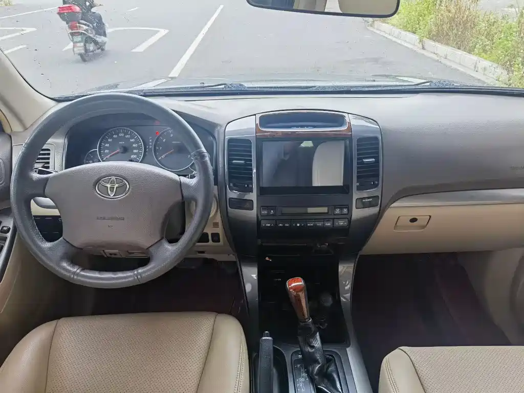Prado (Import) GX 2.7 Auto