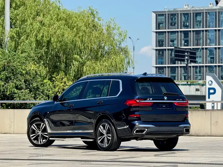 BMW X7 Facelift xDrive40 i Premium M Sport Package