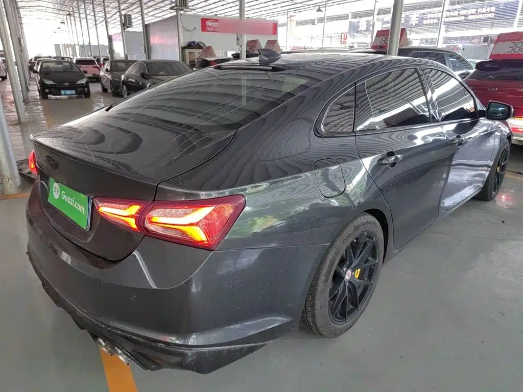 Malibu XL Redline 550 T Auto Sharp Dynamic