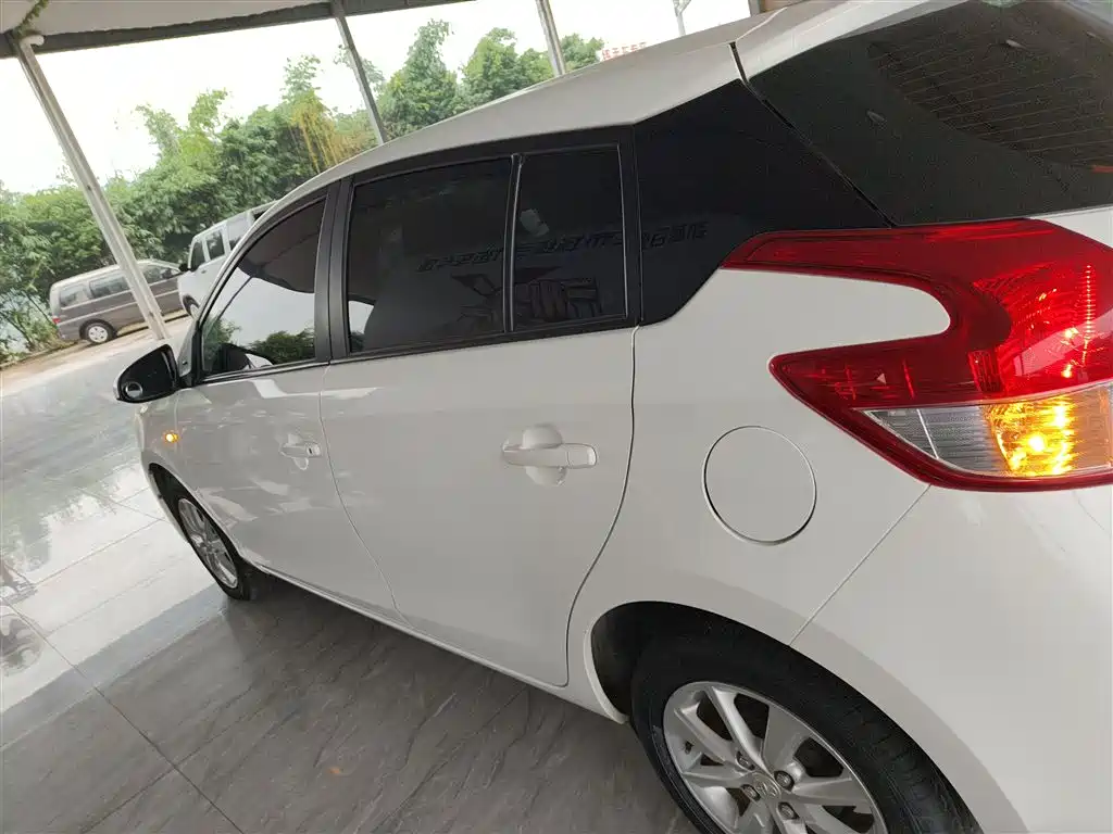 YARiS L Zhixuan 1.5 G Manual Dynamic Shine Sunroof Special Edition