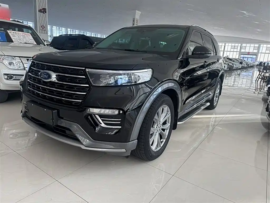 Explorer EcoBoost 285 4 WD Style 7-seat