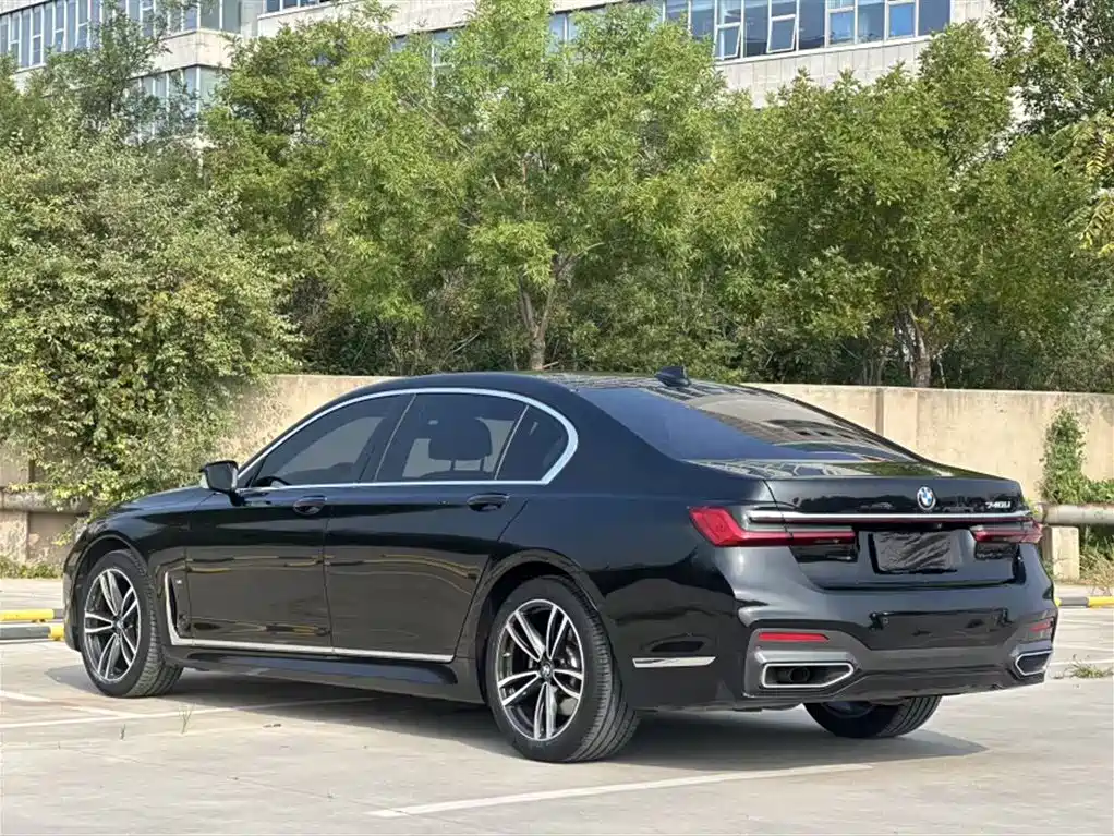 BMW 7 Series Facelift 730 Li M Sport Package
