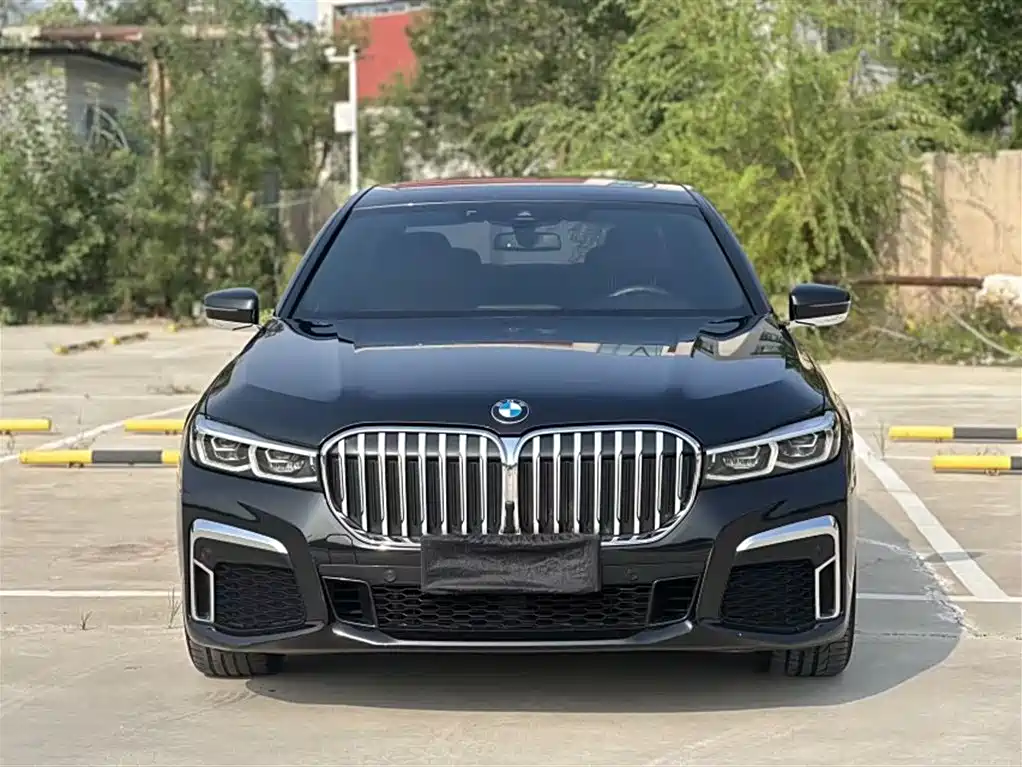 BMW 7 Series Facelift 730 Li M Sport Package