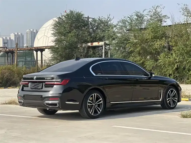 BMW 7 Series Facelift 730 Li M Sport Package