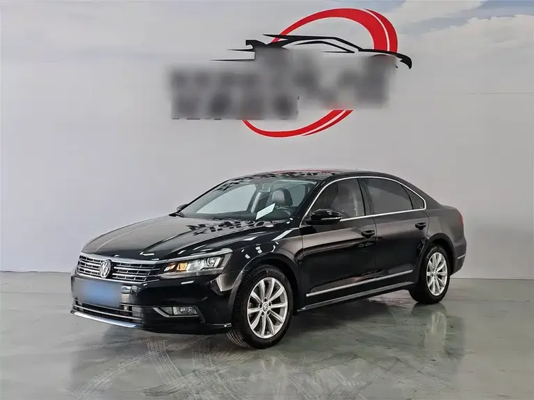 Volkswagen Passat 330 TSI DSG Honored