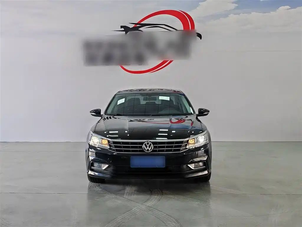 Passat 330 TSI DSG Honored