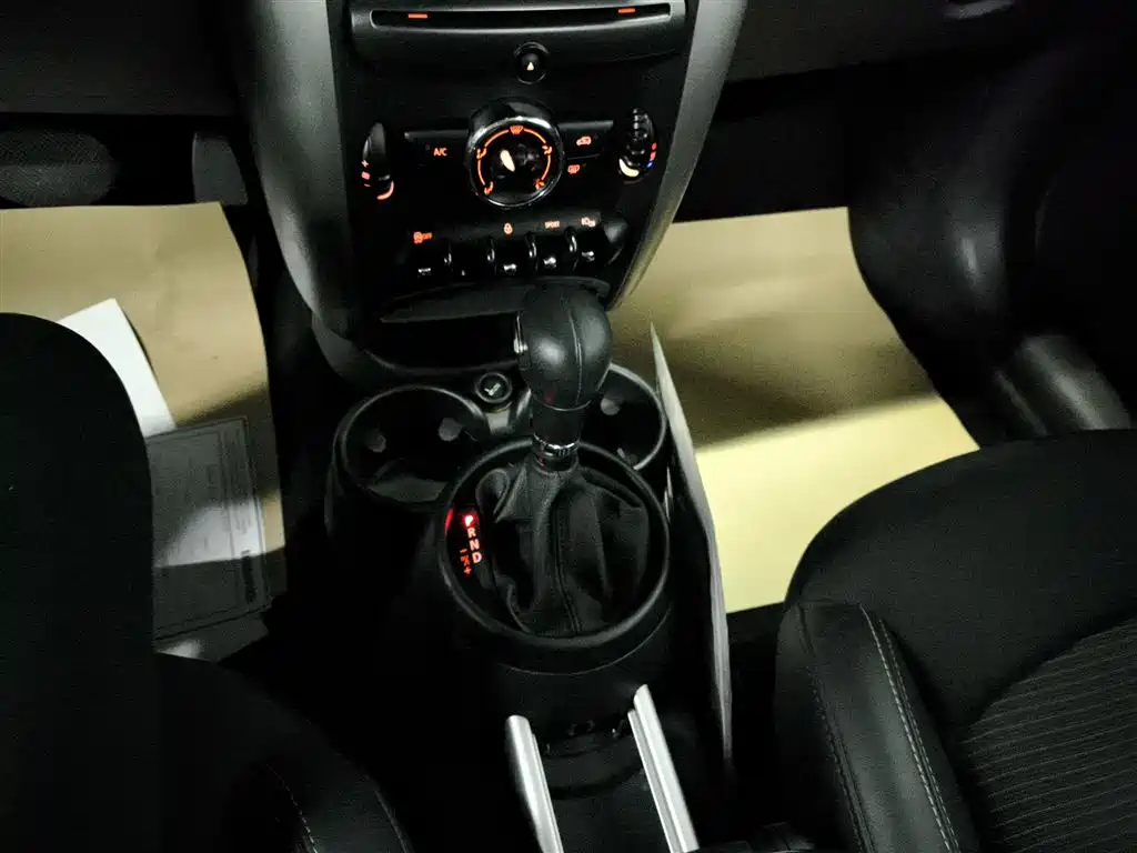 MINI COUNTRYMAN 1.6 T COOPER ALL4 Fun