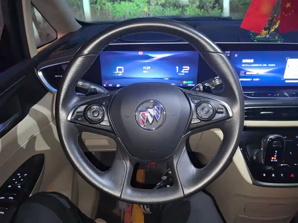 Buick GL8 ES LaCrosse Premium