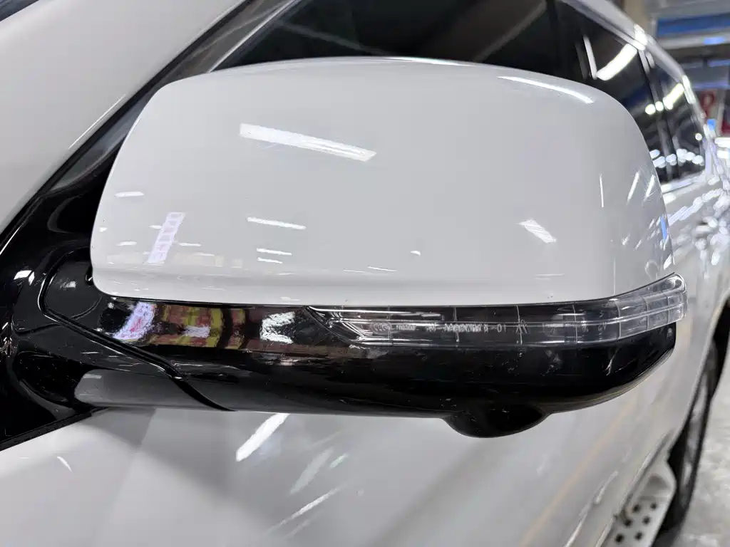 Haval H9 2.0 T 4 WD Luxury 7-seat