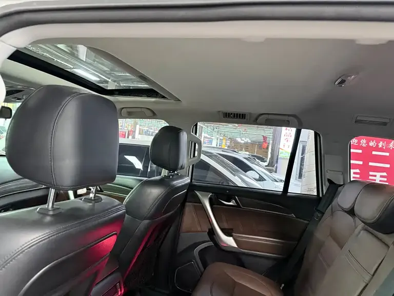 Haval H9 2.0 T 4 WD Luxury 7-seat