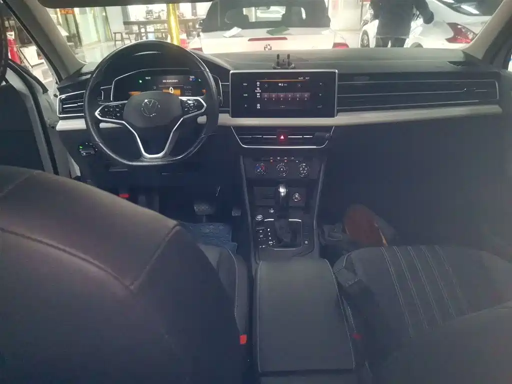 Tiguan L 330 TSI Auto 2 WD Comfort Enjoyment