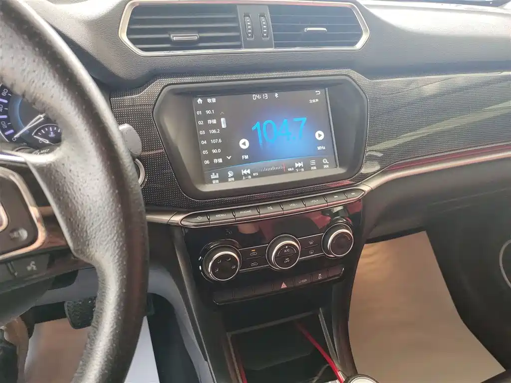 Haval H2 哈弗H2 2017款 蓝标 1.5 T 手动两驱豪华型
