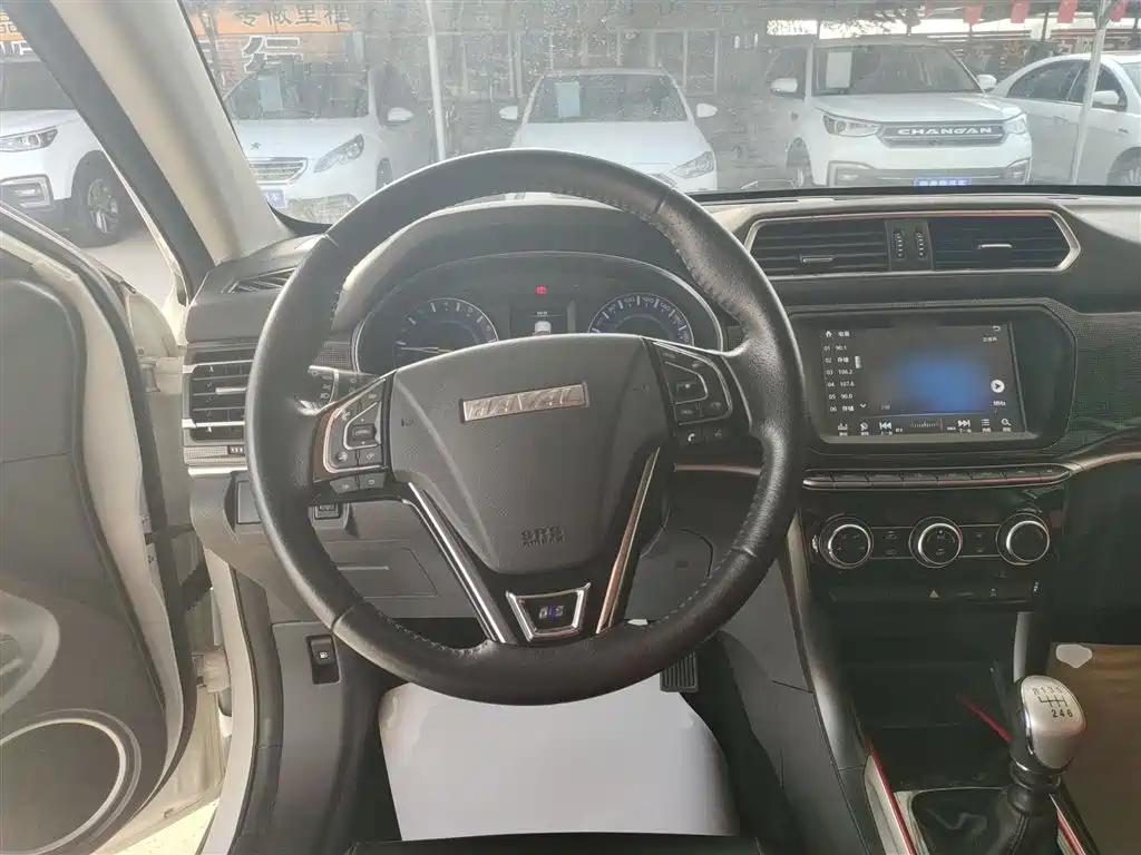 Haval H2 哈弗H2 2017款 蓝标 1.5 T 手动两驱豪华型