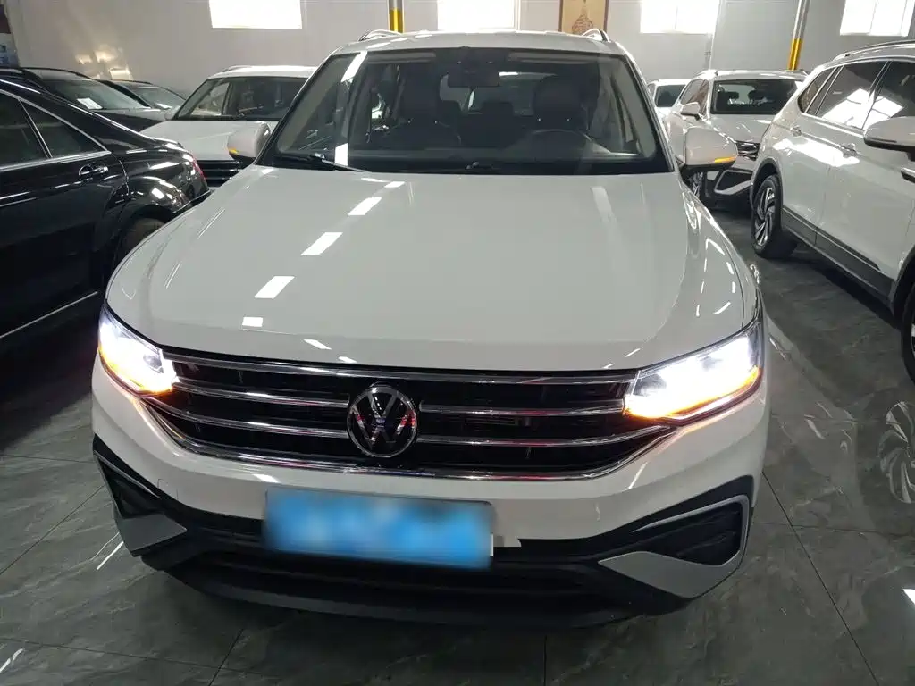 Tiguan L 330 TSI Auto 2 WD Comfort Enjoyment