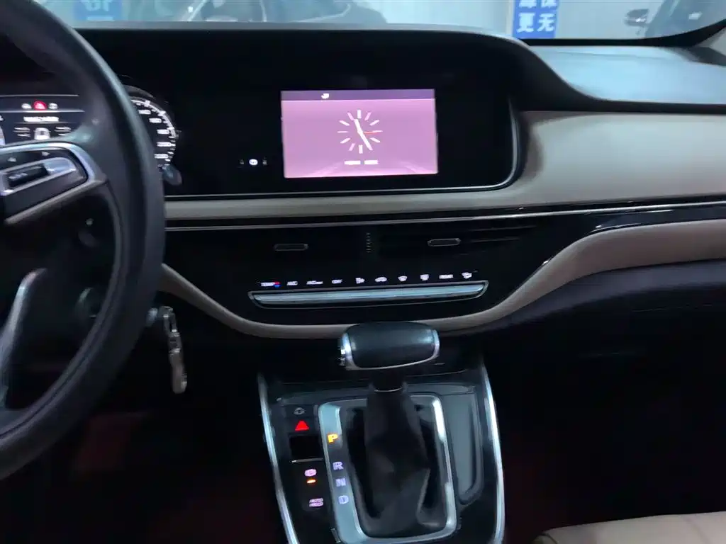 GAC Trumpchi M6 传祺M6 2019款 270 T DCT精英版（七座）国VI