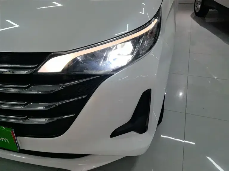 GAC Trumpchi M6 传祺M6 2019款 270 T DCT精英版（七座）国VI
